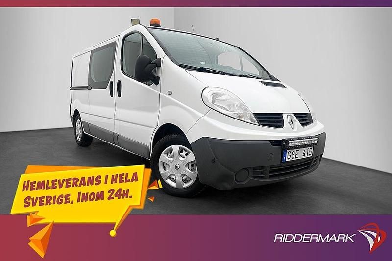 Vit Begagnad 2014 Renault Trafic Minibuss | 129 900 kr (Lite dyr) - Bild 1/3