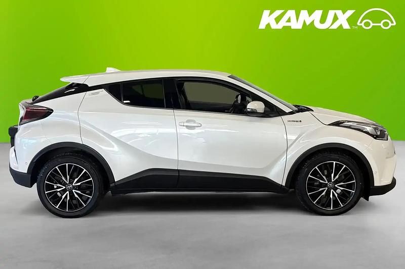 Begagnad Toyota C-HR 122 HK (89 kW) 2018 Vit SUV