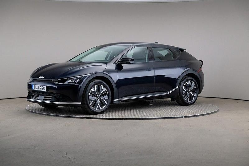 Blå (gravity blue (metallic)) Begagnad 2022 Kia EV6 4 SUV | 375 000 kr - Bild 1/4