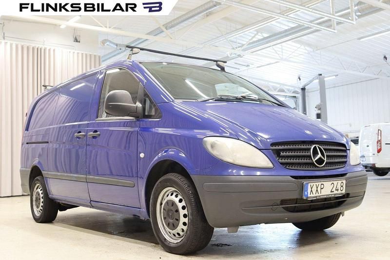 Blå Begagnad 2006 Mercedes Vito Minibuss | 39 900 kr (Marknadspris) - Bild 1/4