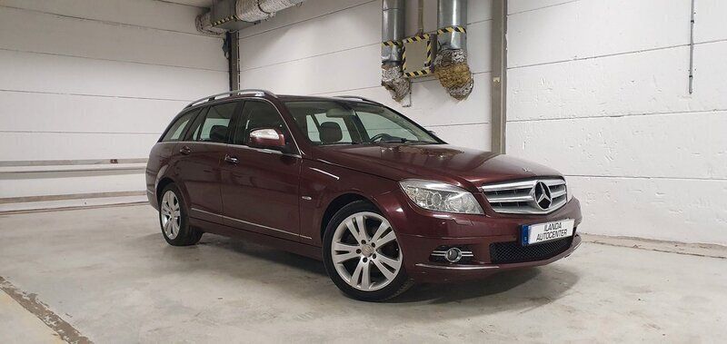 Röd Begagnad 2009 Mercedes C180 Avantgarde Kombi | 64 900 kr (Bra pris) - Bild 1/4