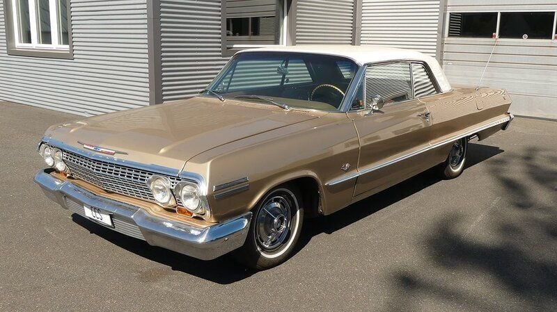 Brun Begagnad 1963 Chevrolet Impala Sport Sedan | 289 000 kr - Bild 1/4