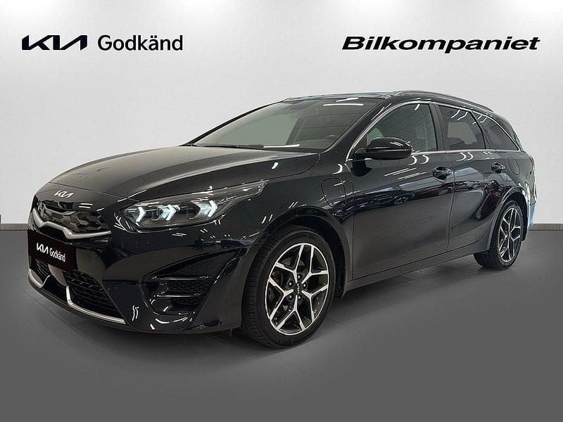 Svart Begagnad 2022 Kia Ceed 2 Kombi | 269 900 kr (Lite dyr) - Bild 1/4