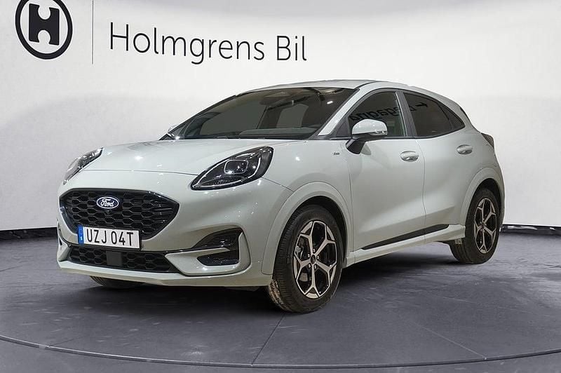 Begagnad Ford Puma ST-Line 125 HK (91 kW) 2024 Grå Halvkombi