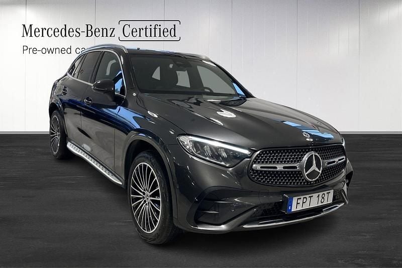 Begagnad Mercedes GLC300e AMG 2023 Svart SUV
