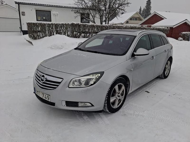 Begagnad Opel Insignia 160 HK (117 kW) 2009 Kombi