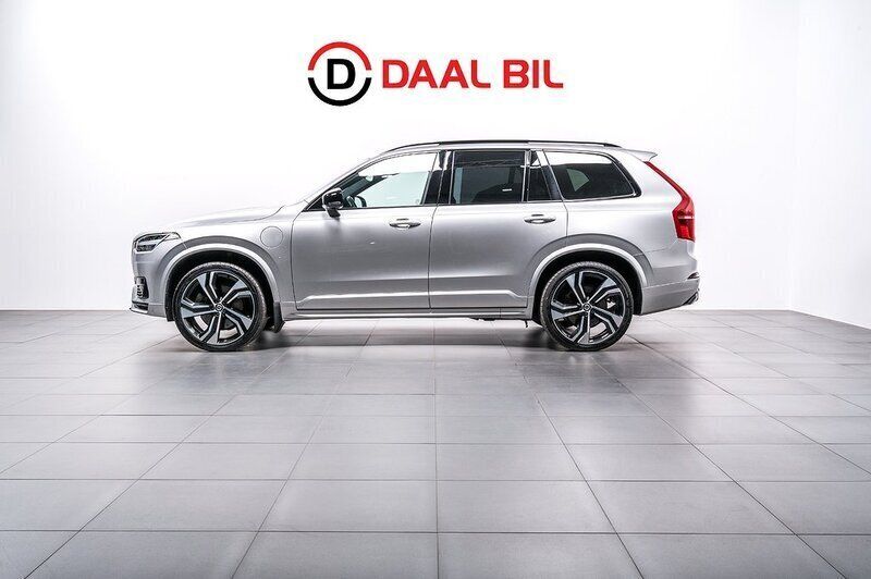 Silver Begagnad 2021 Volvo XC90 R-Design SUV | 599 700 kr (Lite dyr) - Bild 1/4