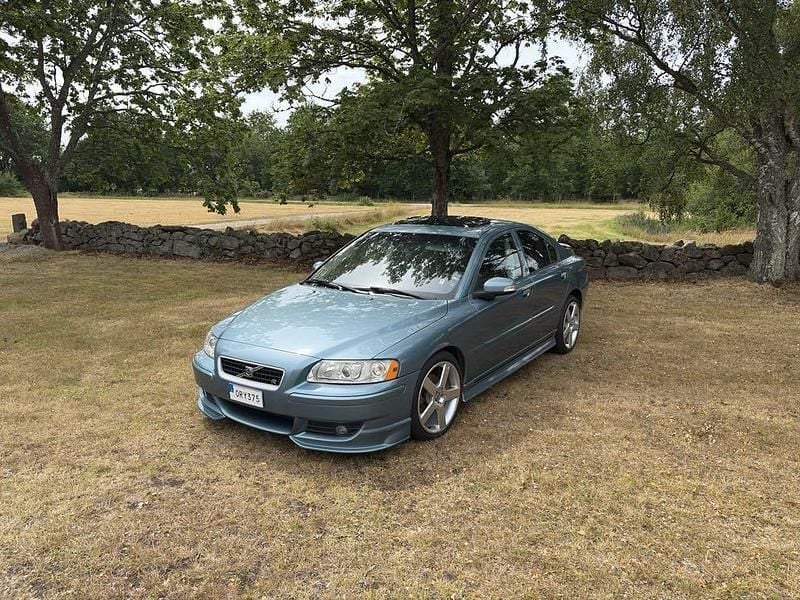 Blå Begagnad 2008 Volvo S60 Sedan | 57 000 kr (Dyr) - Bild 1/3