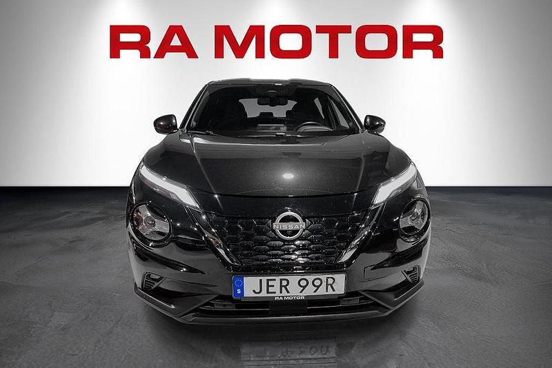 Begagnad Nissan Juke N-Connecta 143 HK (105 kW) 2023 Svart SUV