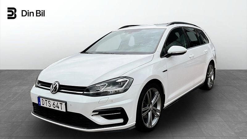 Vit Begagnad 2019 VW Golf VIII GT Kombi | 234 900 kr (Marknadspris) - Bild 1/4
