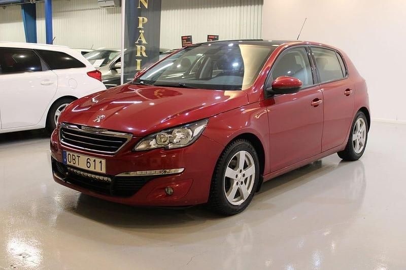 Begagnad Peugeot 308 Active 126 HK (92 kW) 2014 Mörkröd (röd) Halvkombi