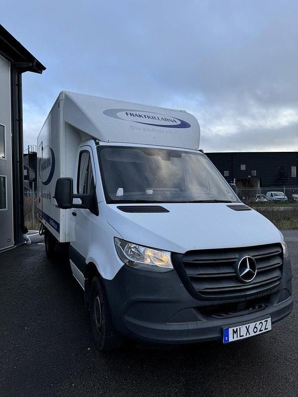 Vit Begagnad 2019 Mercedes Sprinter Van | 137 900 kr - Bild 1/4