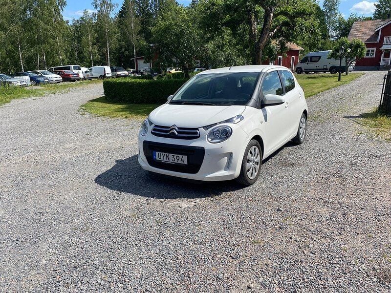 Vit Begagnad 2015 Citroën C1 Halvkombi | 67 500 kr (Marknadspris) - Bild 1/4