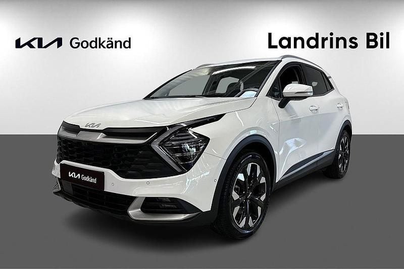 Vit Begagnad 2024 Kia Sportage Advance SUV | 415 300 kr (Marknadspris) - Bild 1/4