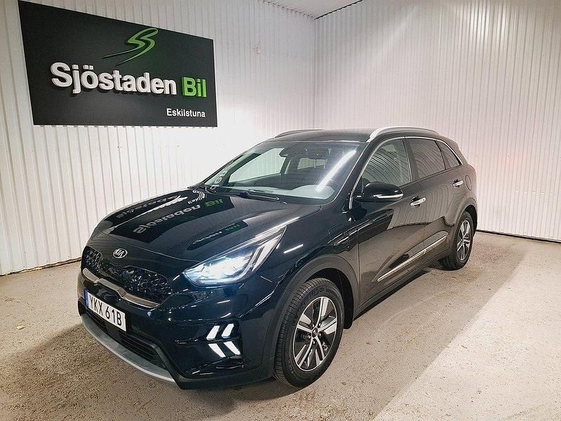 Svart Begagnad 2021 Kia Niro Advance SUV | 224 900 kr (Marknadspris) - Bild 1/4