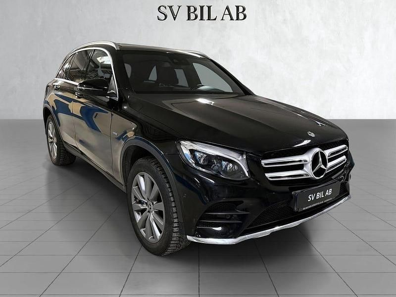 Begagnad Mercedes GLC350 326 HK (239 kW) 2018 Svart SUV