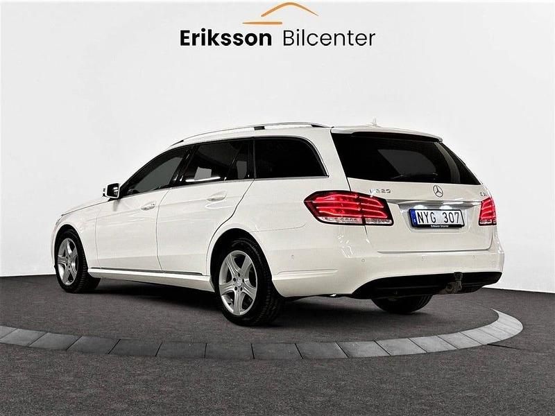 Begagnad Mercedes E220 170 HK (125 kW) 2013 Vit Kombi