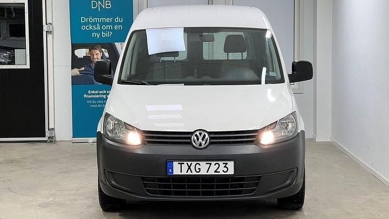 Begagnad VW Caddy 102 HK (75 kW) 2013 Vit Minibuss