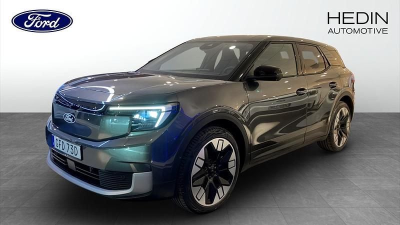 Grå Ny 2025 Ford Explorer Extended Range SUV | 514 900 kr (Marknadspris) - Bild 1/4