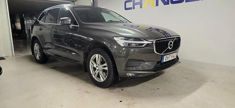 Grå Begagnad 2020 Volvo XC60 Momentum SUV | 309 900 kr (Superpris) - Bild 1/4