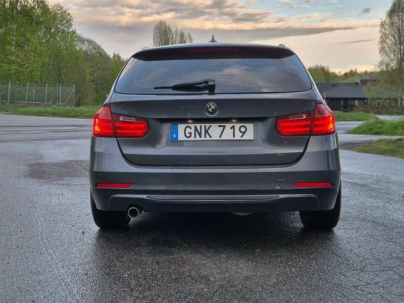 Begagnad BMW 320 184 HK (135 kW) 2015 Kombi