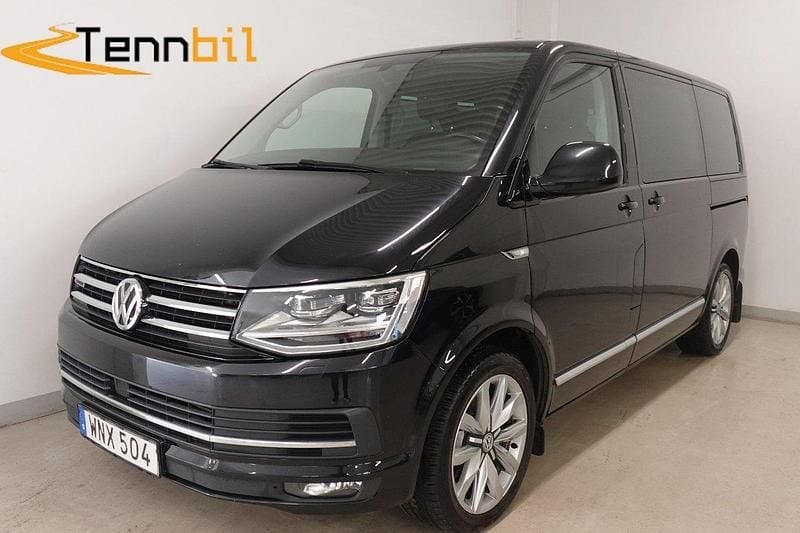Svart Begagnad 2016 VW Multivan Highline Minibuss | 349 900 kr (Bra pris) - Bild 1/4