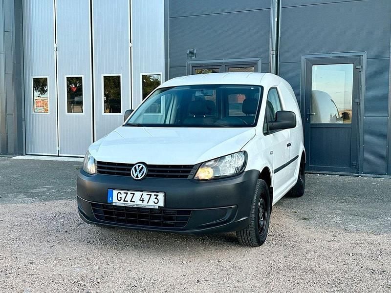 Vit Begagnad 2015 VW Caddy Minibuss | 99 000 kr (Bra pris) - Bild 1/4