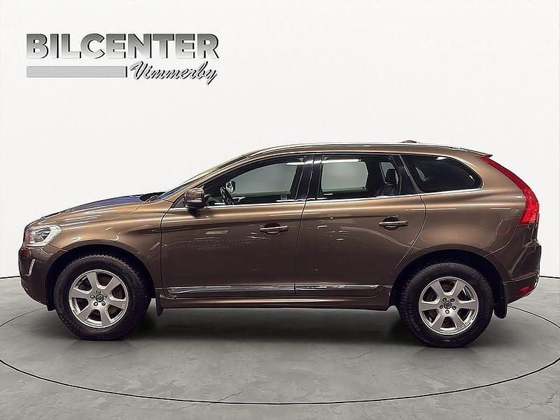 Begagnad Volvo XC60 Summum 190 HK (139 kW) 2016 Brun SUV