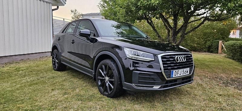 Svart Begagnad 2019 Audi Q2 Proline SUV | 189 000 kr (Marknadspris) - Bild 1/4