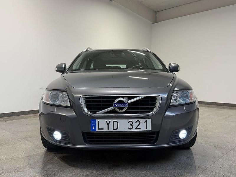 Begagnad Volvo V50 Standard 116 HK (85 kW) 2011 Grå Kombi