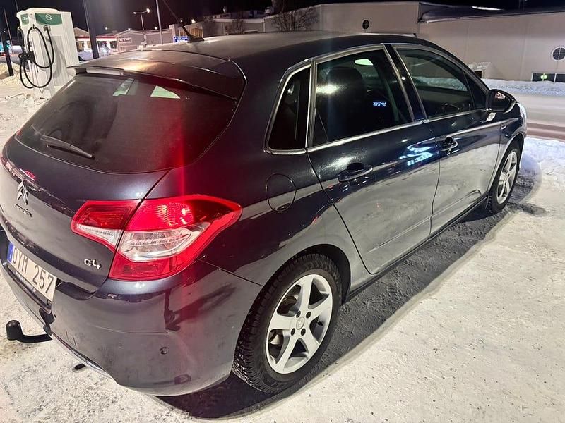Begagnad Citroën C4 111 HK (81 kW) 2012