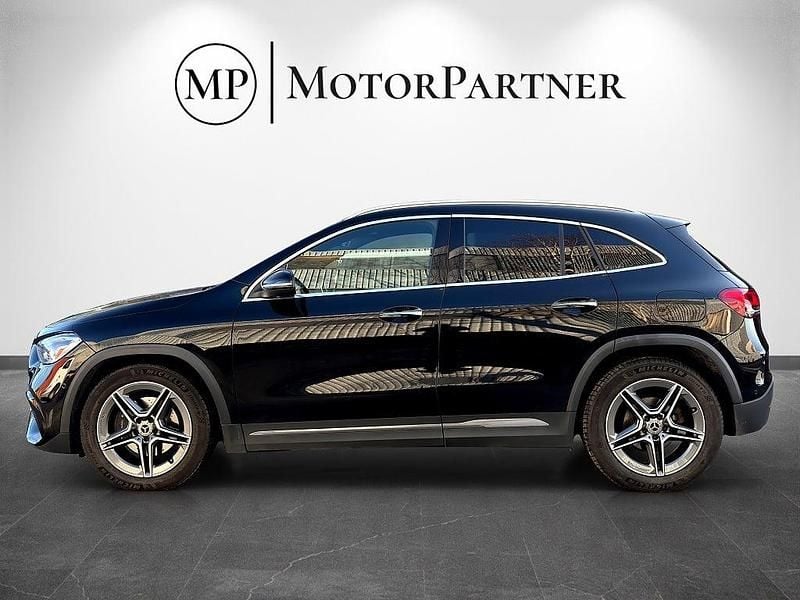 Begagnad Mercedes GLA200 AMG 150 HK (110 kW) 2022 Svart SUV