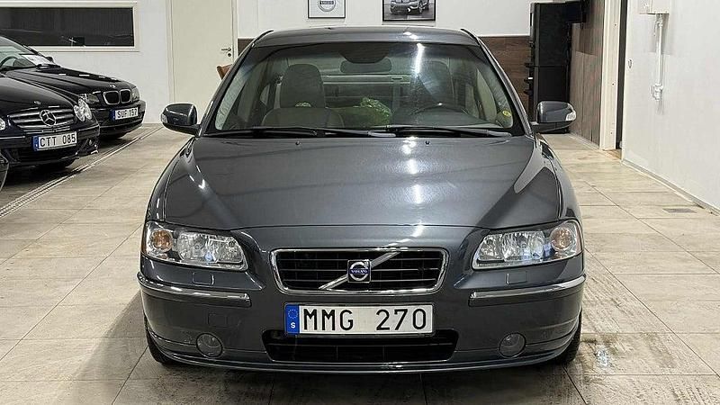 Begagnad Volvo S60 Summum 140 HK (102 kW) 2006 Grå Sedan