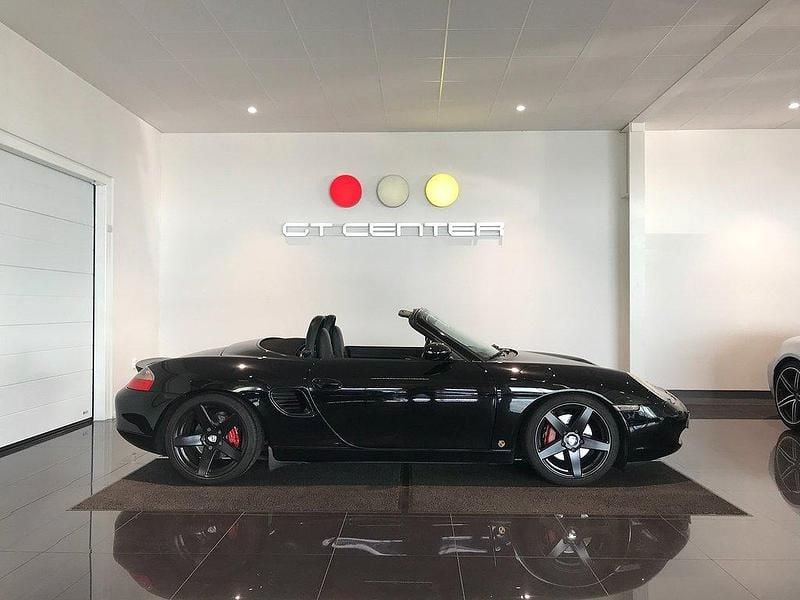 Svart Begagnad 2002 Porsche Boxster S Cab | 229 900 kr - Bild 1/4