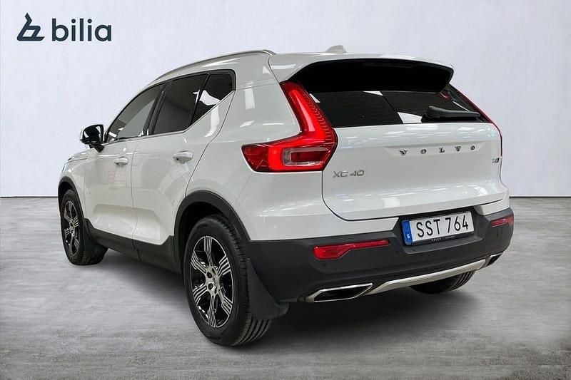 Begagnad Volvo XC40 Inscription 192 HK (141 kW) 2018 Vit SUV