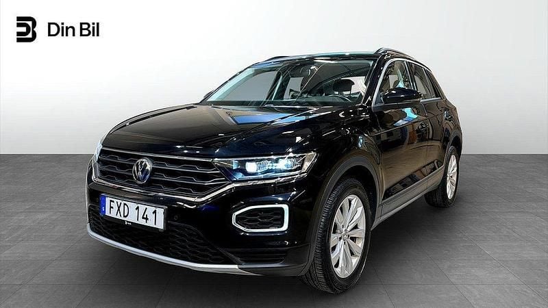 Svart (deep black pearl) Begagnad 2018 VW T-Roc Style SUV | 174 900 kr (Lite dyr) - Bild 1/4