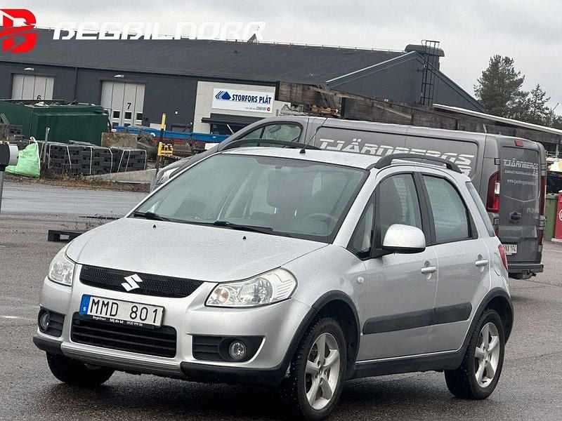 Silver Begagnad 2008 Suzuki SX4 Halvkombi | 49 500 kr (Marknadspris) - Bild 1/3