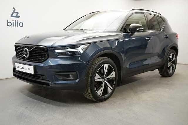 Mörkblå Begagnad 2021 Volvo XC40 R-Design SUV | 364 900 kr (Lite dyr) - Bild 1/4