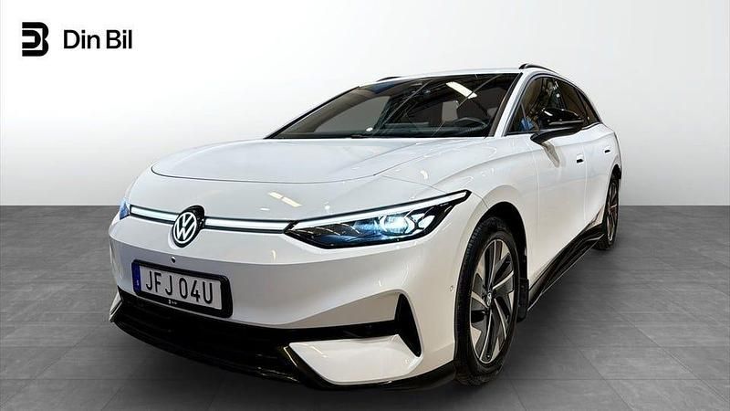 Vit Begagnad 2024 VW ID.7 Pro Kombi | 484 900 kr (Marknadspris) - Bild 1/4