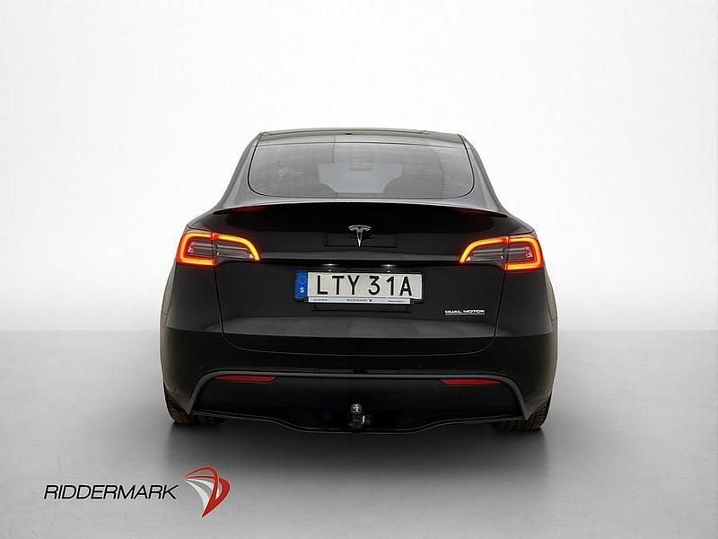 Begagnad Tesla Model Y Performance 392 kW (534 HK) 2022 Svart SUV