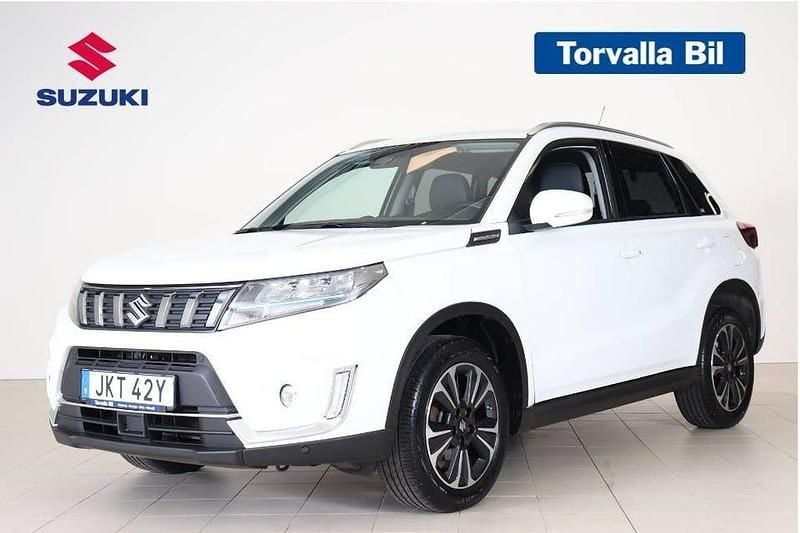Vit Begagnad 2023 Suzuki Vitara SUV | 268 900 kr (Marknadspris) - Bild 1/4