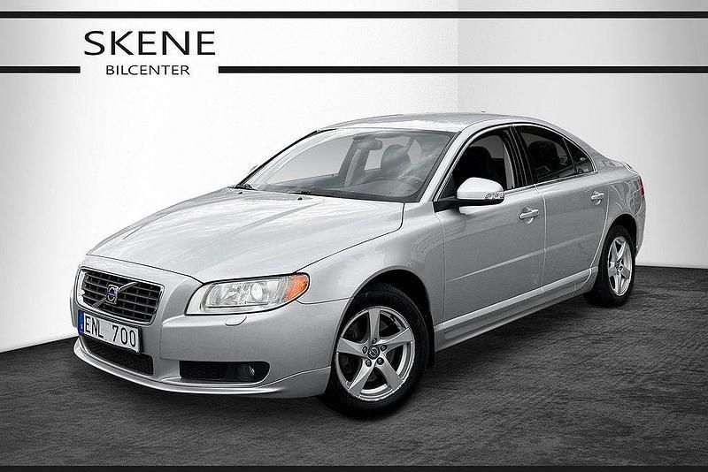 Ljusgrå Begagnad 2007 Volvo S80 Momentum Sedan | 64 500 kr (Bra pris) - Bild 1/4