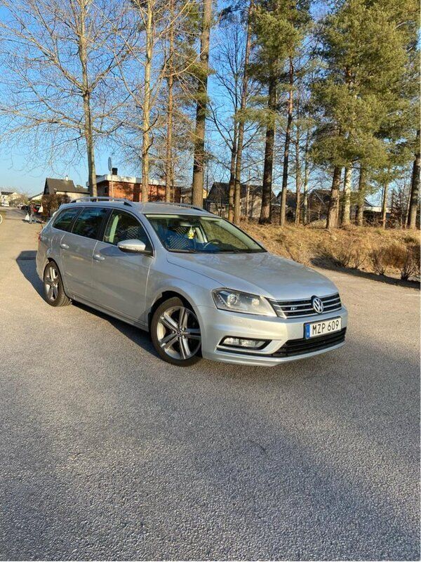 Silver Begagnad 2013 VW Passat GT Kombi | 112 900 kr (Lite dyr) - Bild 1/4