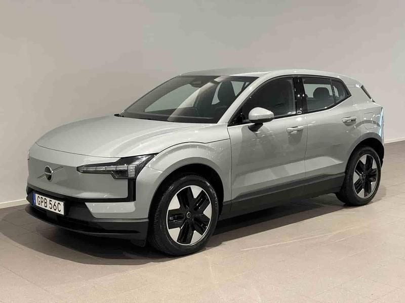 Grå Begagnad 2024 Volvo EX30 Single Motor SUV | 329 500 kr - Bild 1/1