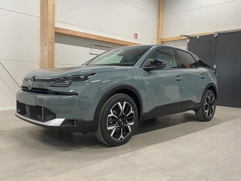 Grå (grön) Ny 2025 Citroën C4 Halvkombi | 292 300 kr (Marknadspris) - Bild 1/4