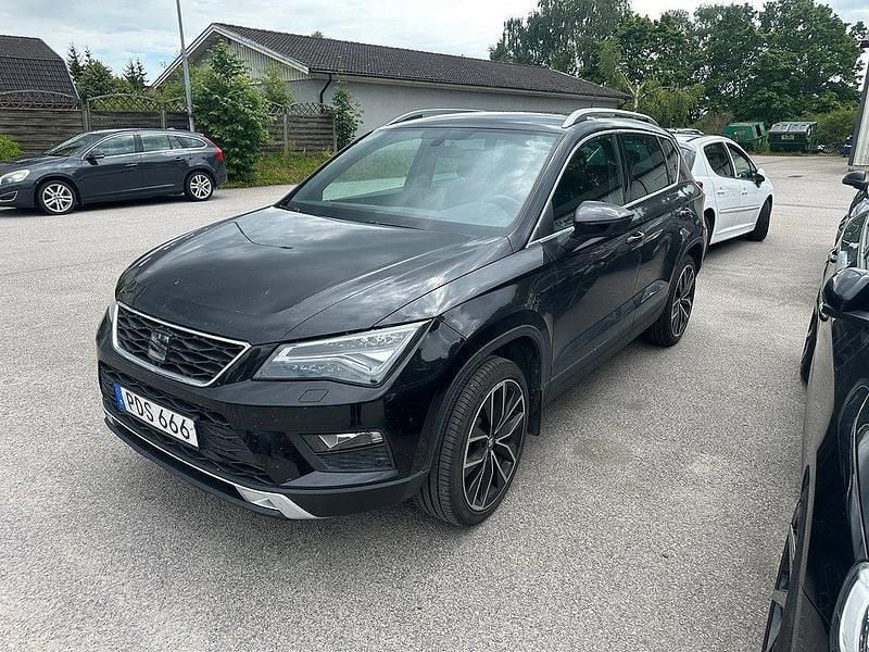 Svart Begagnad 2016 Seat Ateca XCELLENCE SUV | 159 900 kr (Marknadspris) - Bild 1/3