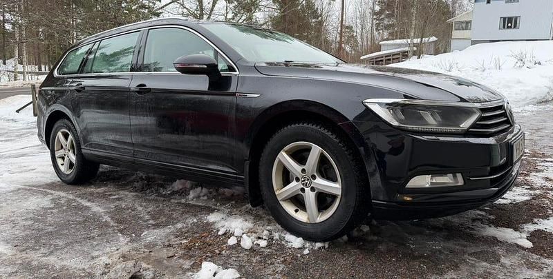 Begagnad 2017 VW Passat | 165 000 kr (Lite dyr) - Bild 1/4