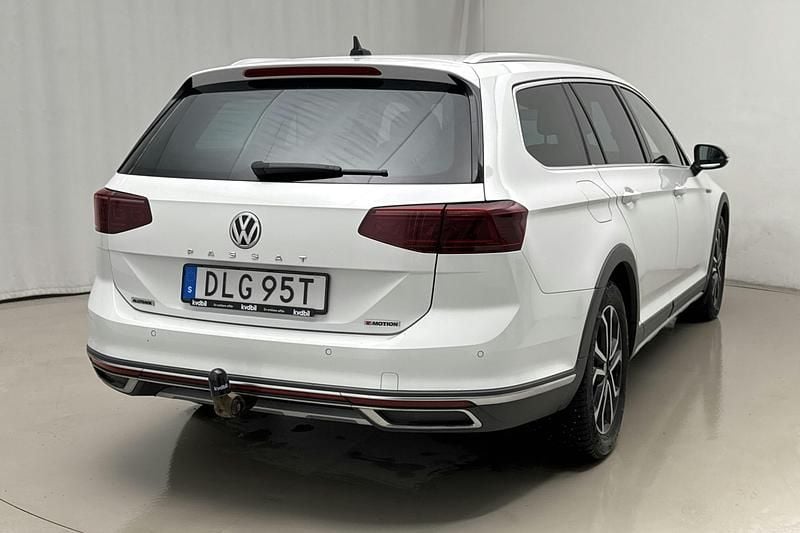 Begagnad VW Passat Alltrack 190 HK (139 kW) 2020 Vit Kombi