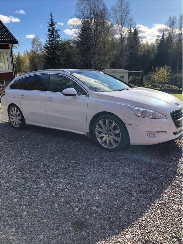 Vit Begagnad 2012 Peugeot 508 Kombi | 42 000 kr (Marknadspris) - Bild 1/4