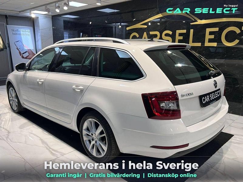 Begagnad Skoda Octavia Style 117 HK (86 kW) 2018 Vit Kombi